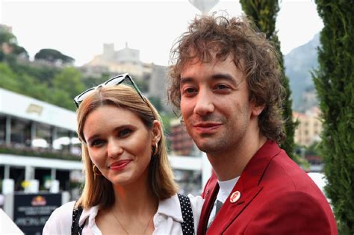 Albert Hammond, Jr. Net Worth - Wiki, Age, Weight and Height, Relationships, Family, and More