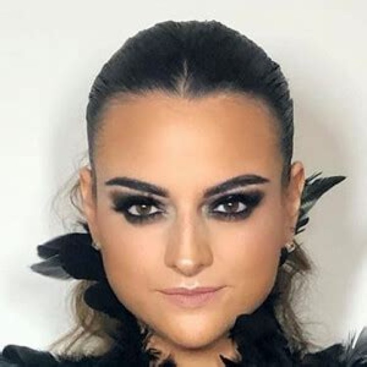 Alix Aspe - Age, Family, Bio