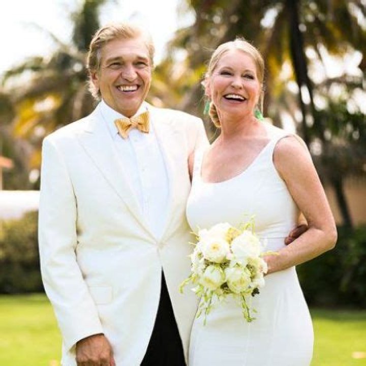 American Actress Lisa Niemi married life with Albert DePrisco. Know more about Wedding details