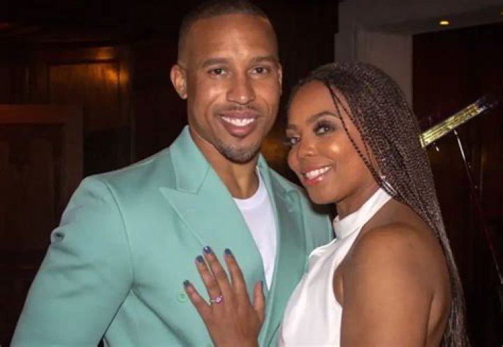 Anita Hill - Age, Family, Bio