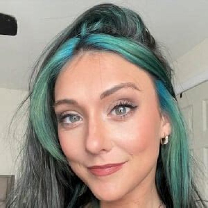 Ashley Sky - Age, Family, Bio