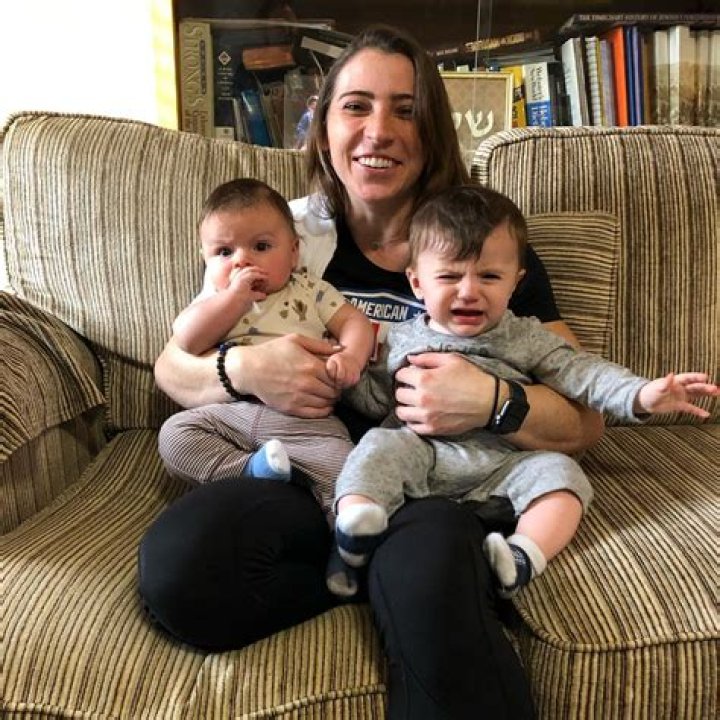 Barclay Stockett - Age, Family, Bio