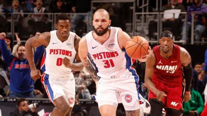 Basketball Players Born June 3