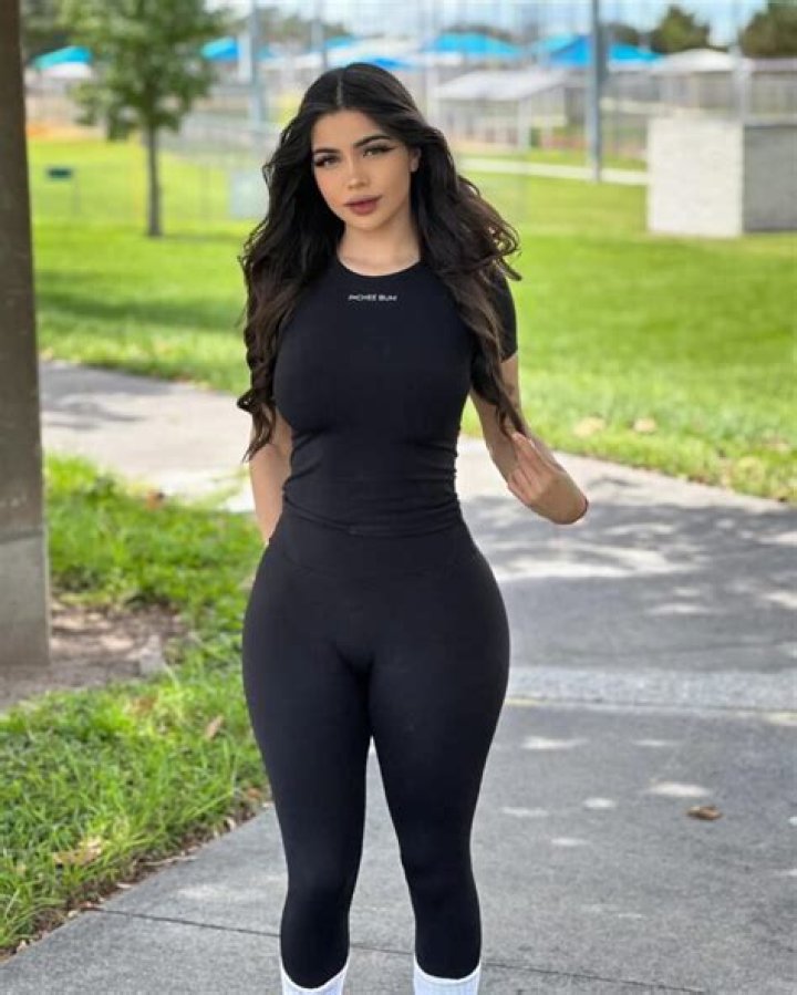 Camy Lita (Camila Andrea) Height, Weight, Net Worth, Age, Birthday, Wikipedia, Who, Instagram, Biography