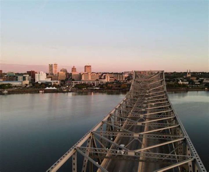 Celebrities Born In Peoria, Illinois