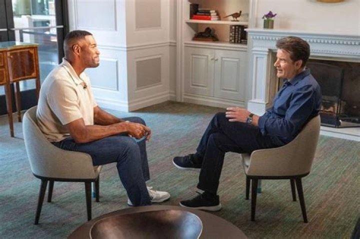 Charlie Sheen is back in rehab, shocking!