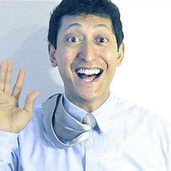 Dan Nainan - Age, Family, Bio