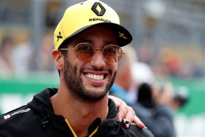 Daniel Ricciardo Height, Weight, Net Worth, Age, Birthday, Wikipedia, Who, Instagram, Biography