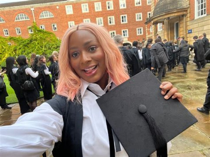 
DJ Cuppy Took To Her Twitter Account To Celebrate, As She Graduate From Oxford University 