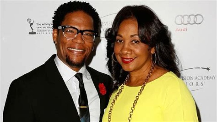 
DL Hughley Past/Previous Relationships and Ex-Wife 
