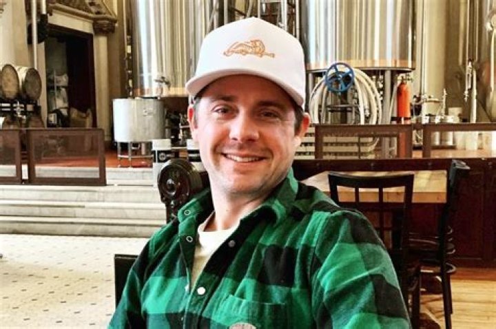 Eddie Lucas - Age, Family, Bio