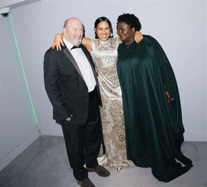 
Elizabeth Lail Parents | Meet Kay Lurene And Dean Franklin Siblings And Ethnicity 