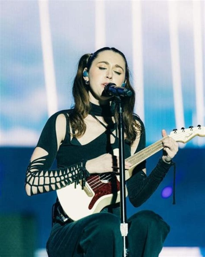 Em Beihold - Age, Family, Bio