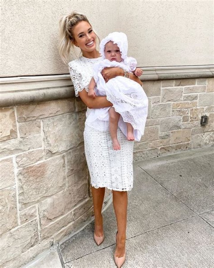 Emily Herren - Age, Family, Bio