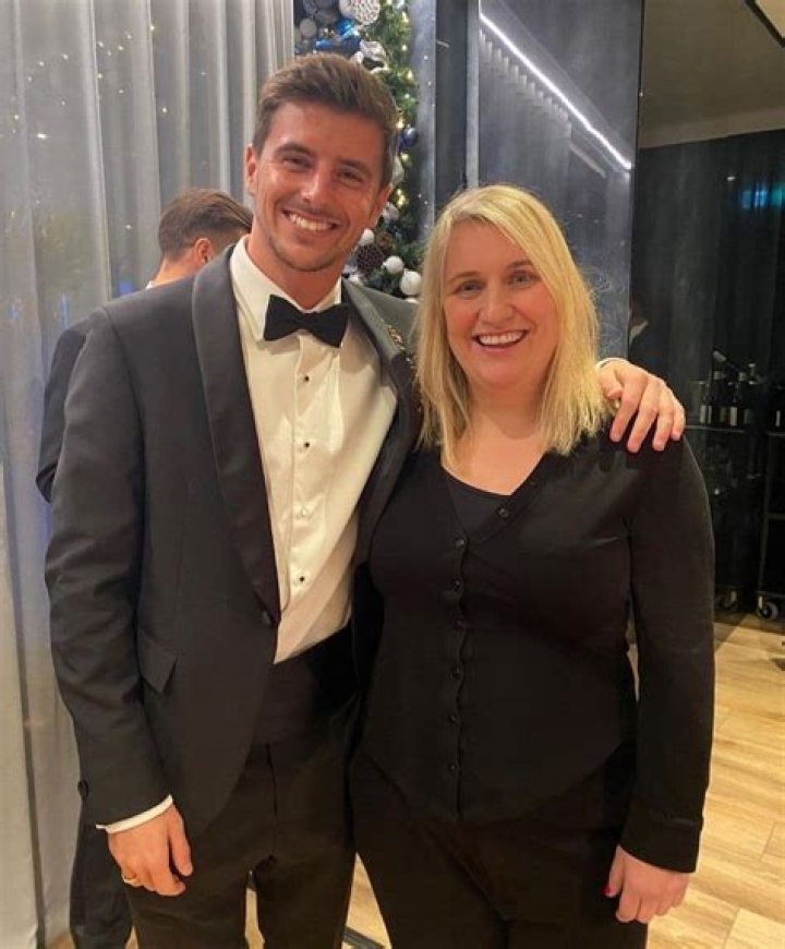 Emma Hayes Husband | Who Is She Married To | Relationship And Career