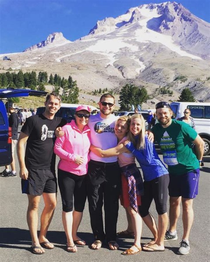 Everton Soares - Age, Family, Bio