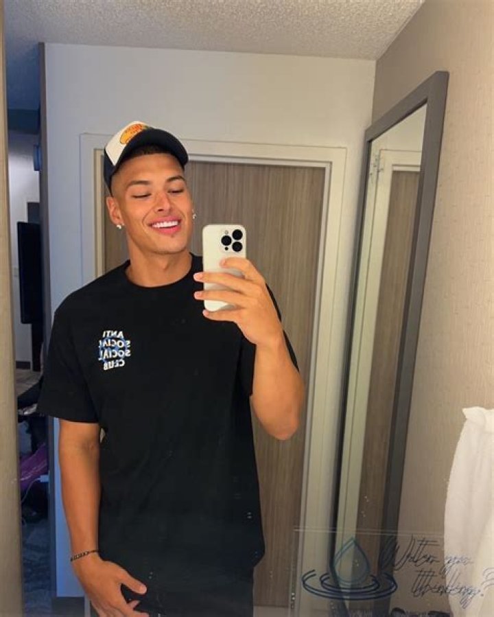 FaZe Mew - Age, Family, Bio