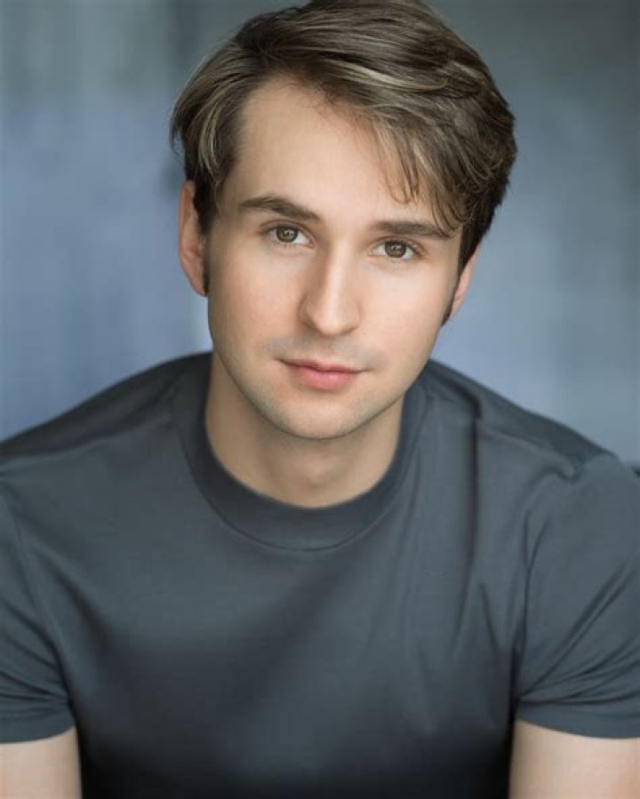 Grayson Maxwell Gurnsey - Age, Family, Bio