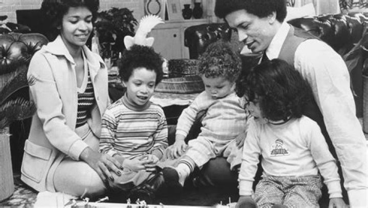 Harold Ford Jr. - Age, Family, Bio