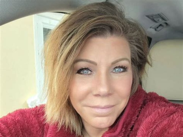 
“I am coming out as being straight”: Sister Wives star Meri Brown responds to rumors of her dating women 