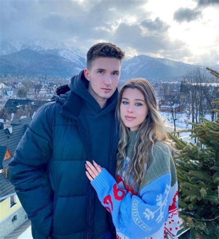 Jeleniewska - Age, Family, Bio