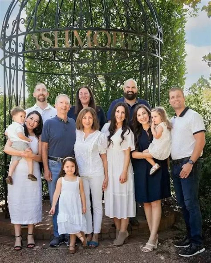 Jennifer Delaney - Trivia, Family, Bio