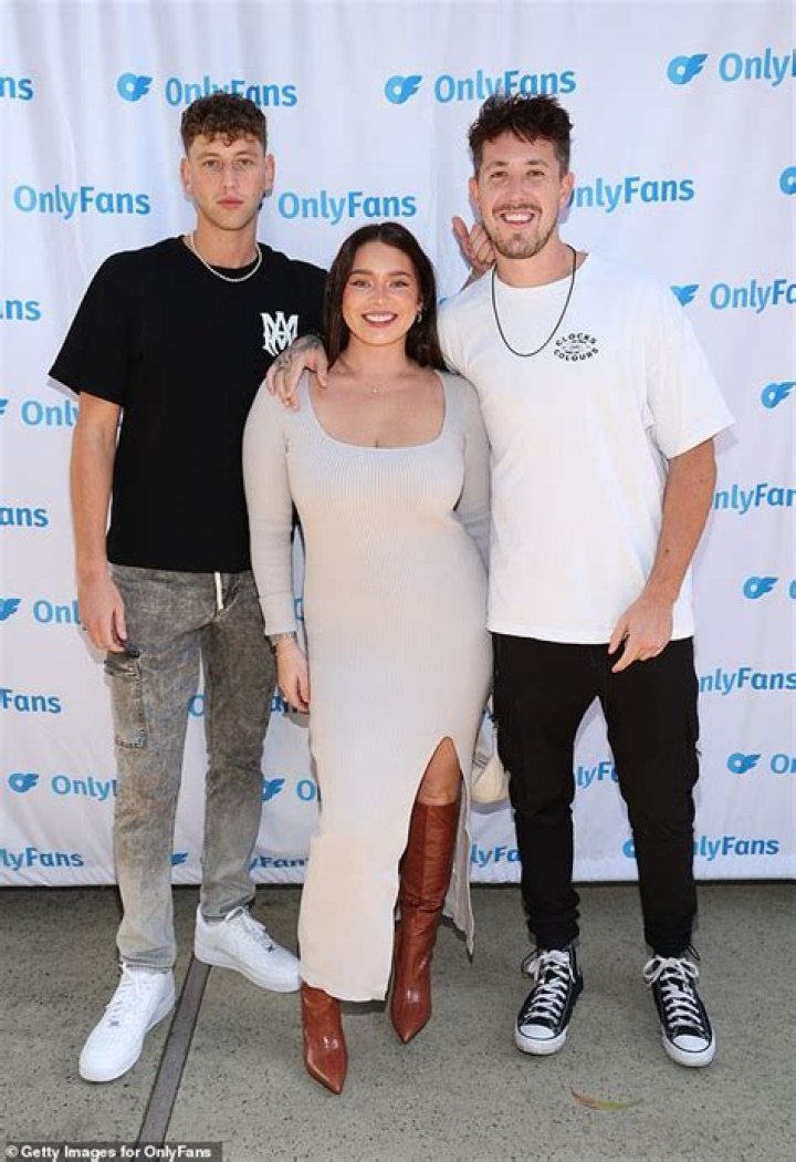 Joey Joy - Age, Family, Bio