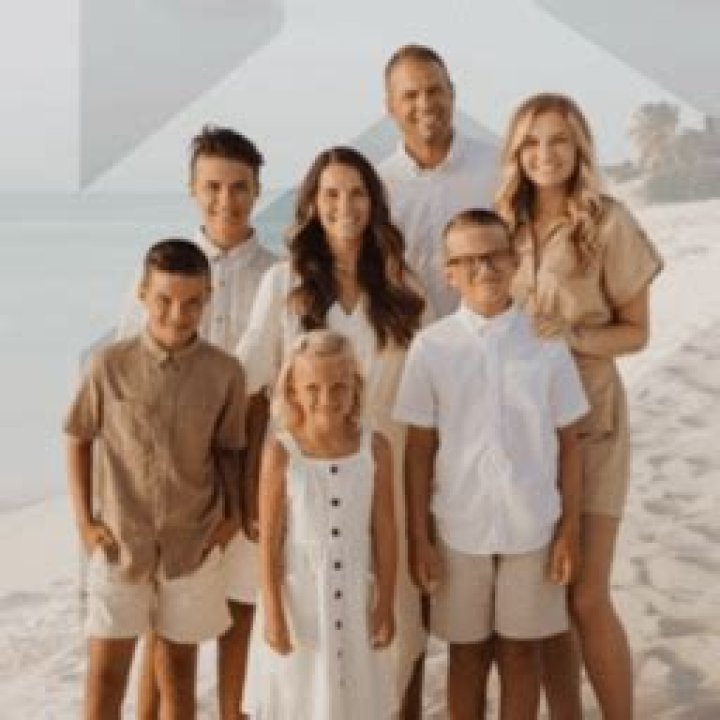 Krew Bingham - Age, Family, Bio