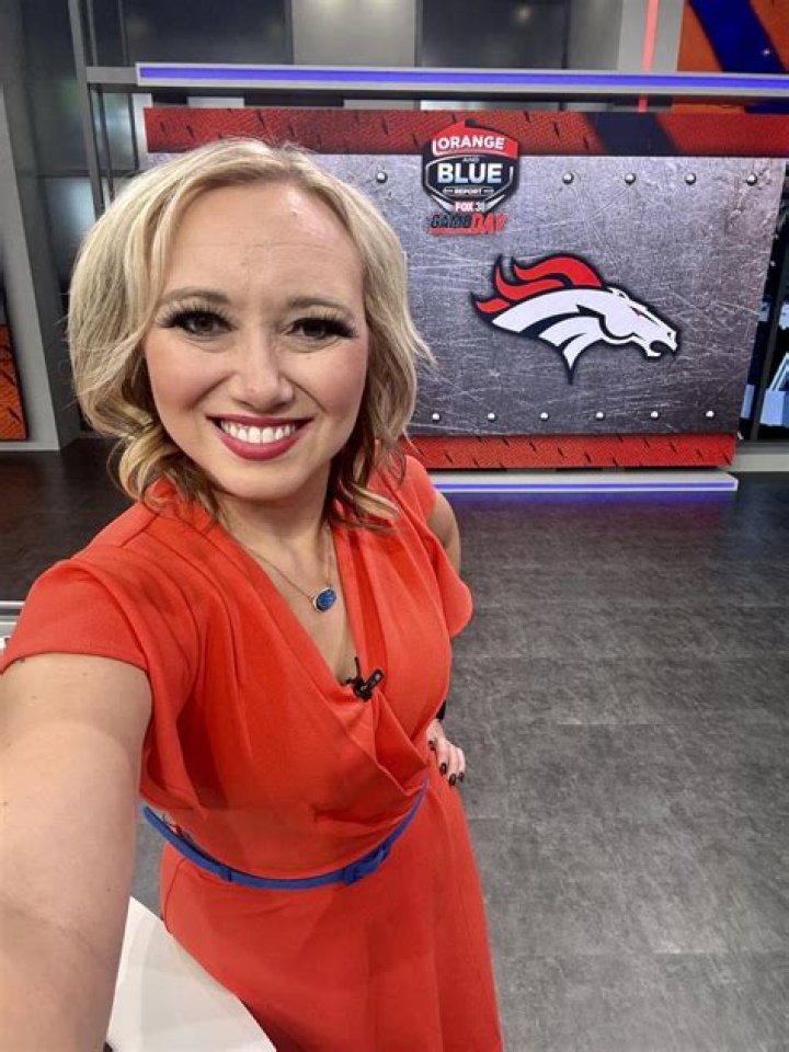 Laura Gregory Wiki, Biography, Age, Boyfriend, Family, Parents, Height, Net worth