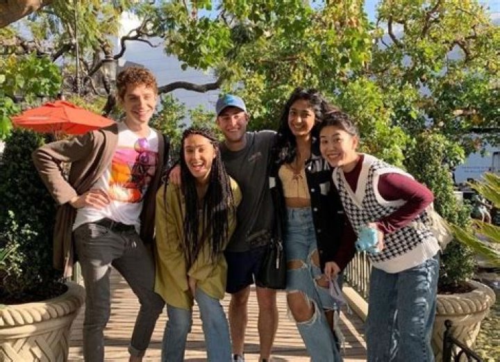 Lee Rodriguez - Age, Family, Bio