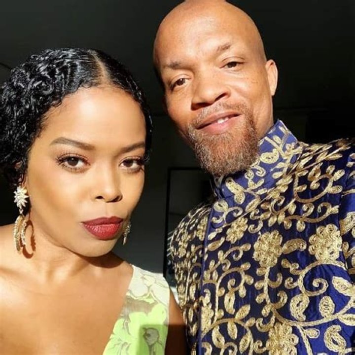 Malinda Williams married life with husband Tariq Walker.
