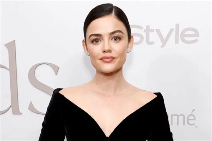 Mandy Hale - Age, Family, Bio