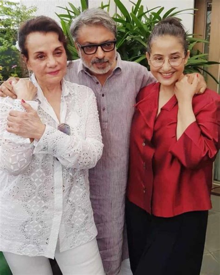 Manisha Koirala Height, Weight, Net Worth, Age, Birthday, Wikipedia, Who, Instagram, Biography