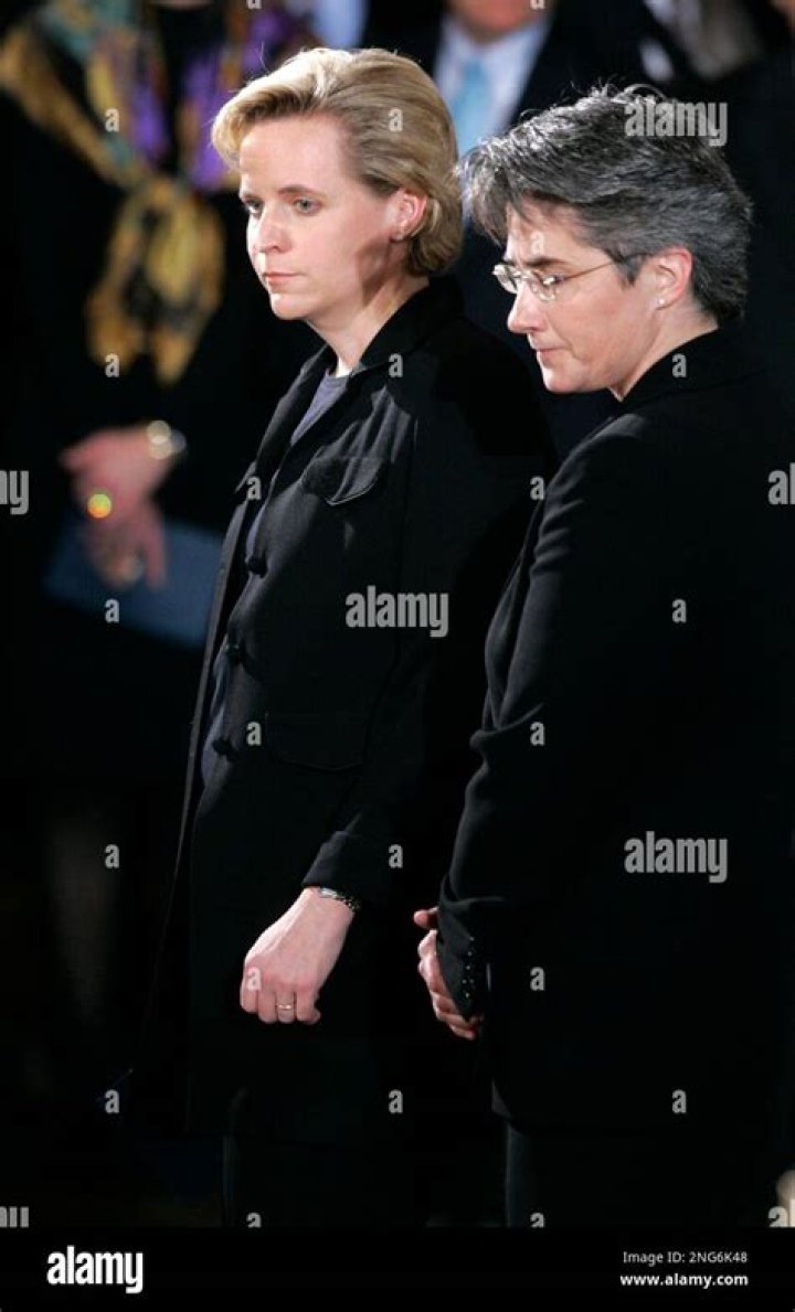 Mary Cheney - Age, Family, Bio