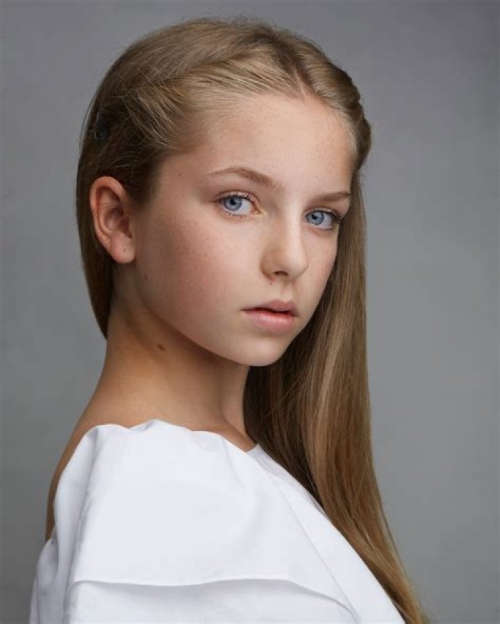 Meesha Garbett - Age, Family, Bio