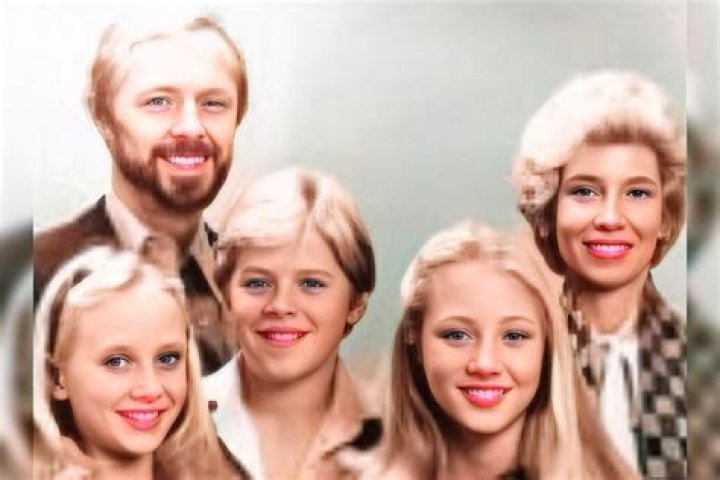 
Meet Anne Heche’s Father, Donald Joe Heche, Daughter’s Death at 53 