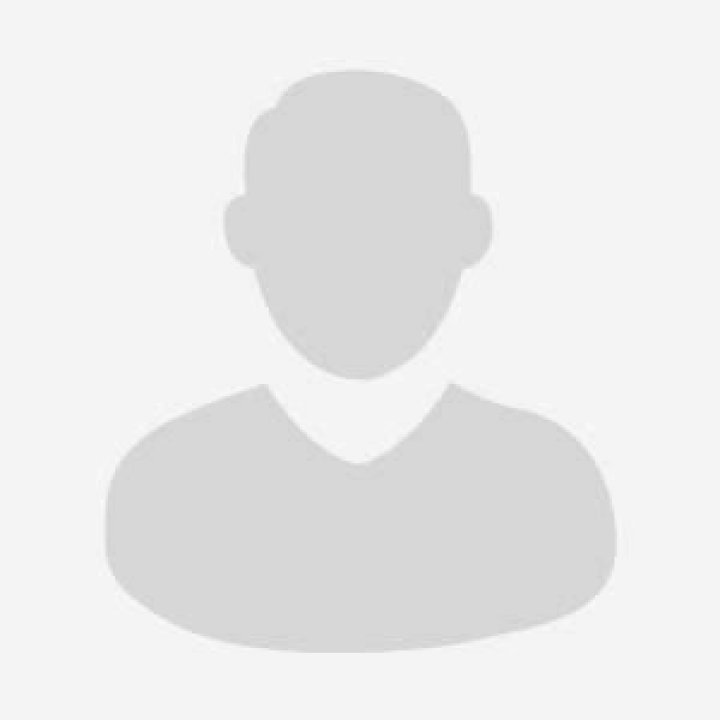 Melyssa Davies - Age, Family, Bio