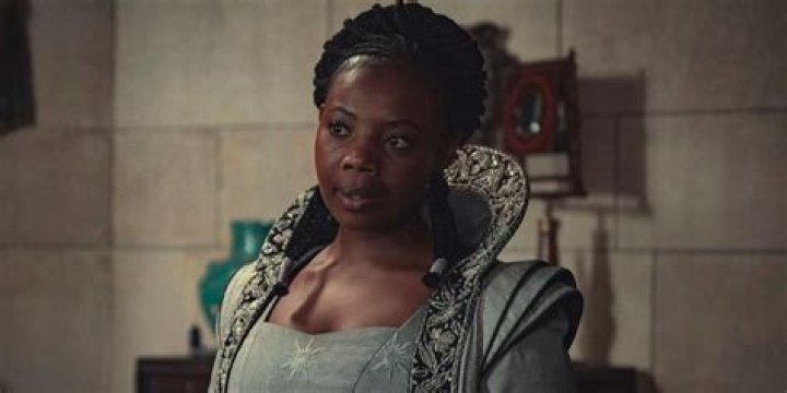 Mimi Ndiweni - Age, Family, Bio