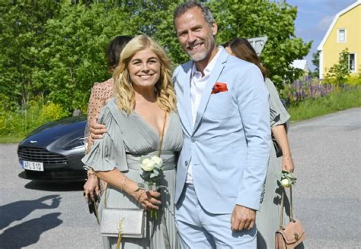 Pernilla August - Age, Family, Bio