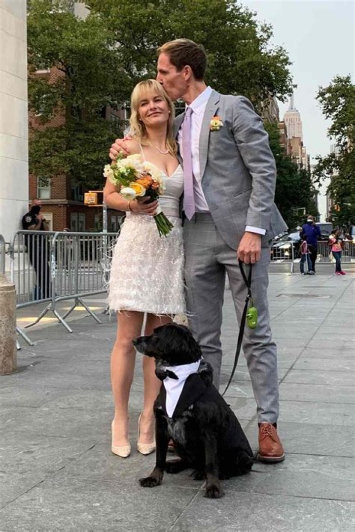 
Rachael Haynes Husband | Is She Married To Leah Poulton | Married Life And Age Gap 