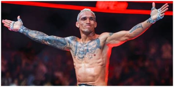 Reese Oliveira - Age, Family, Bio