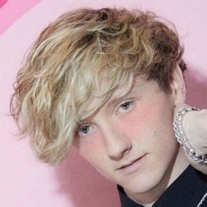 Rory Webley - Age, Family, Bio