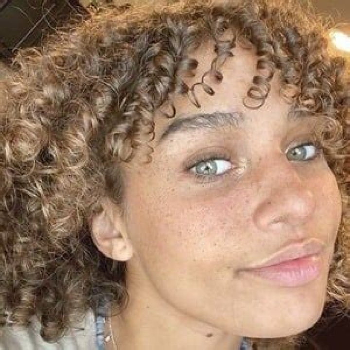 Salah Brooks - Age, Family, Bio