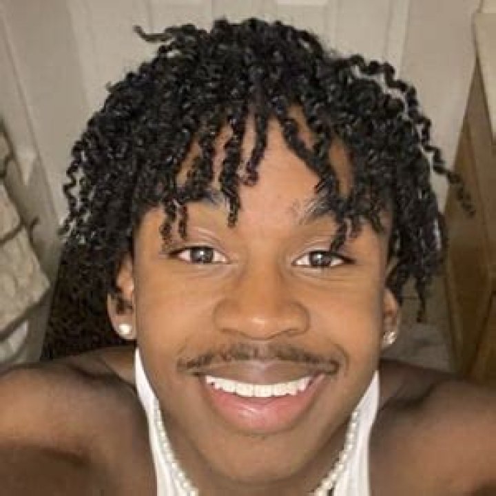 Seannooo - Age, Family, Bio