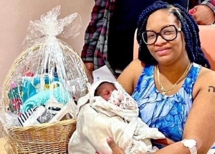 Shaquana Robinson - Age, Family, Bio