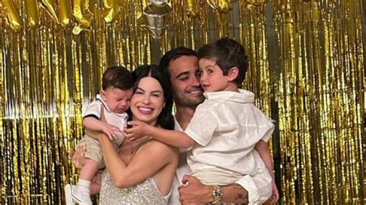 Sthefany Brito - Age, Family, Bio