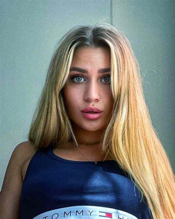 Taz Hayes Height, Weight, Net Worth, Age, Birthday, Wikipedia, Who, Nationality, Biography