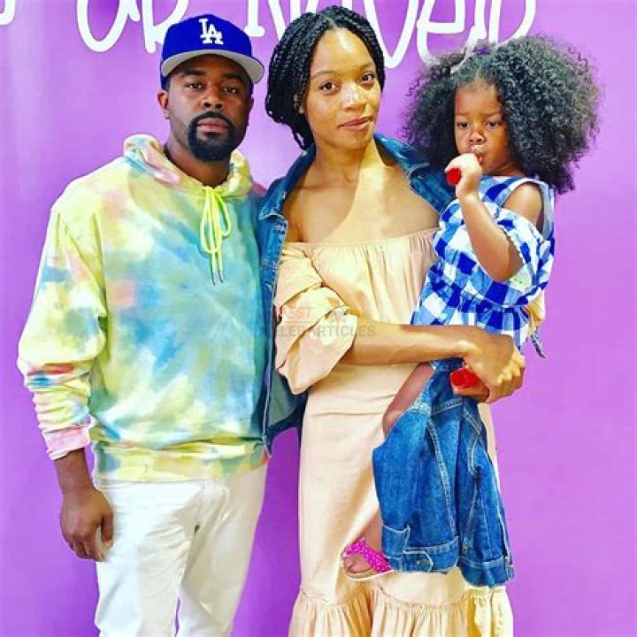 Tobie Windham - Age, Family, Bio