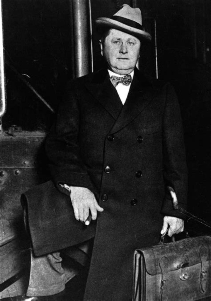 William Wrigley Net Worth - Wiki, Age, Weight and Height, Relationships, Family, and More