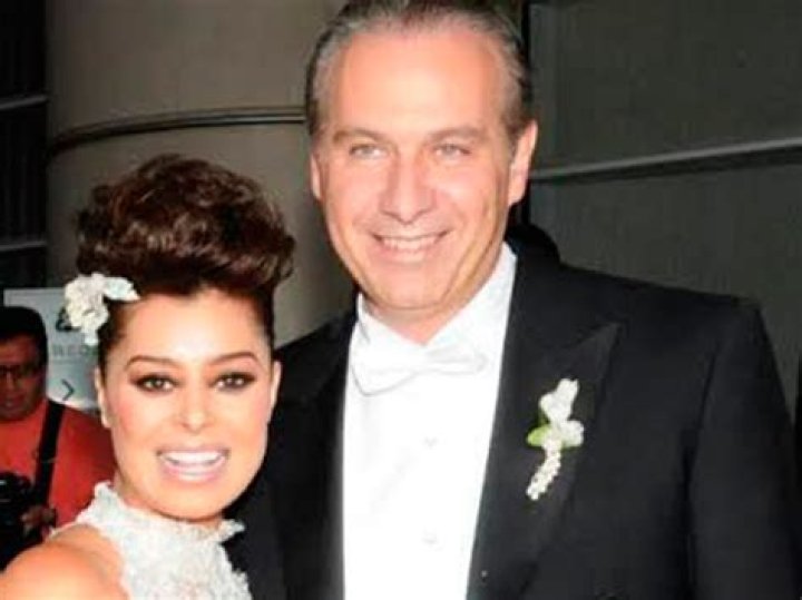 Yadhira Carrillo - Age, Family, Bio